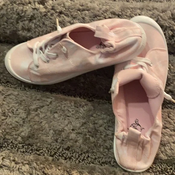 Brand New XL Pink Tie Dye Canvas Sneaker - Picture 3 of 3